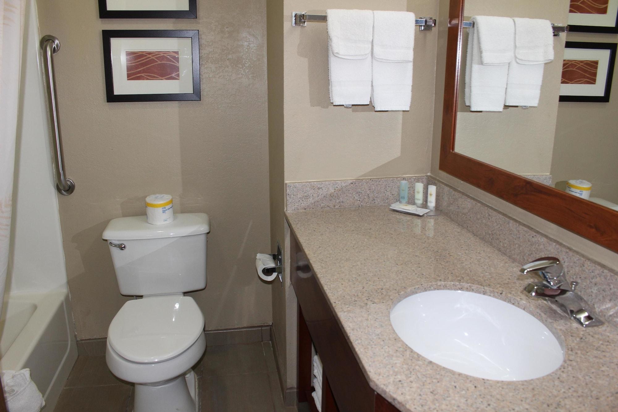 Comfort Inn Grain Valley Zewnętrze zdjęcie