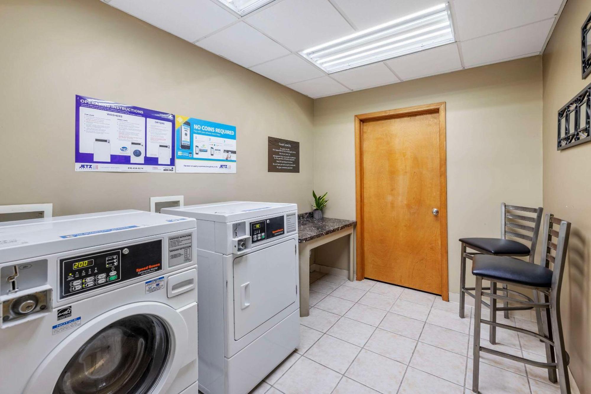 Comfort Inn Grain Valley Zewnętrze zdjęcie