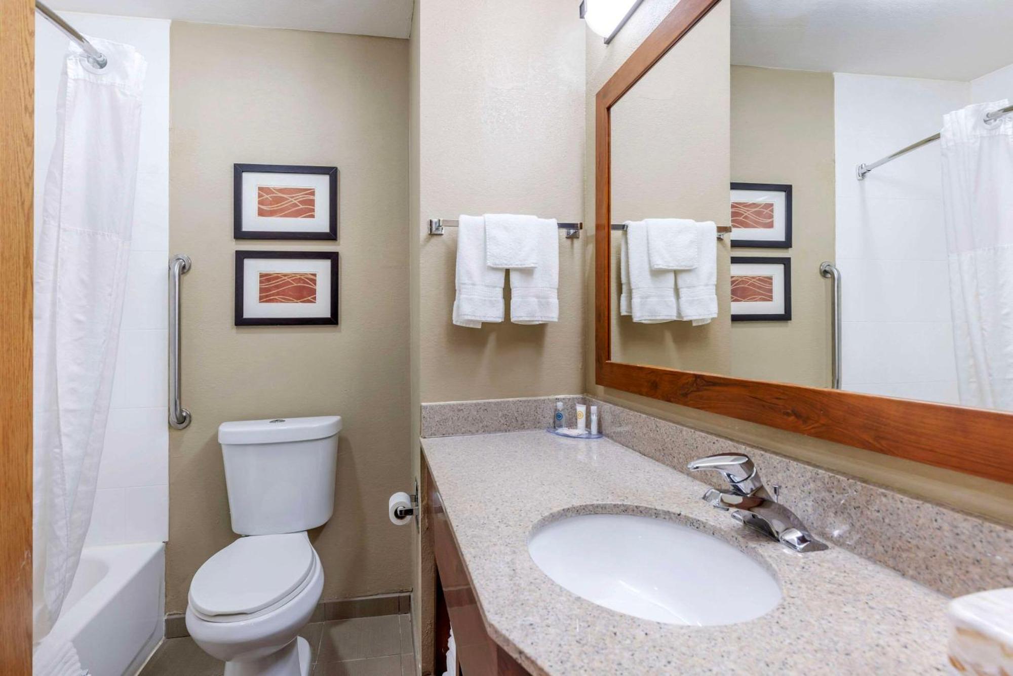 Comfort Inn Grain Valley Zewnętrze zdjęcie